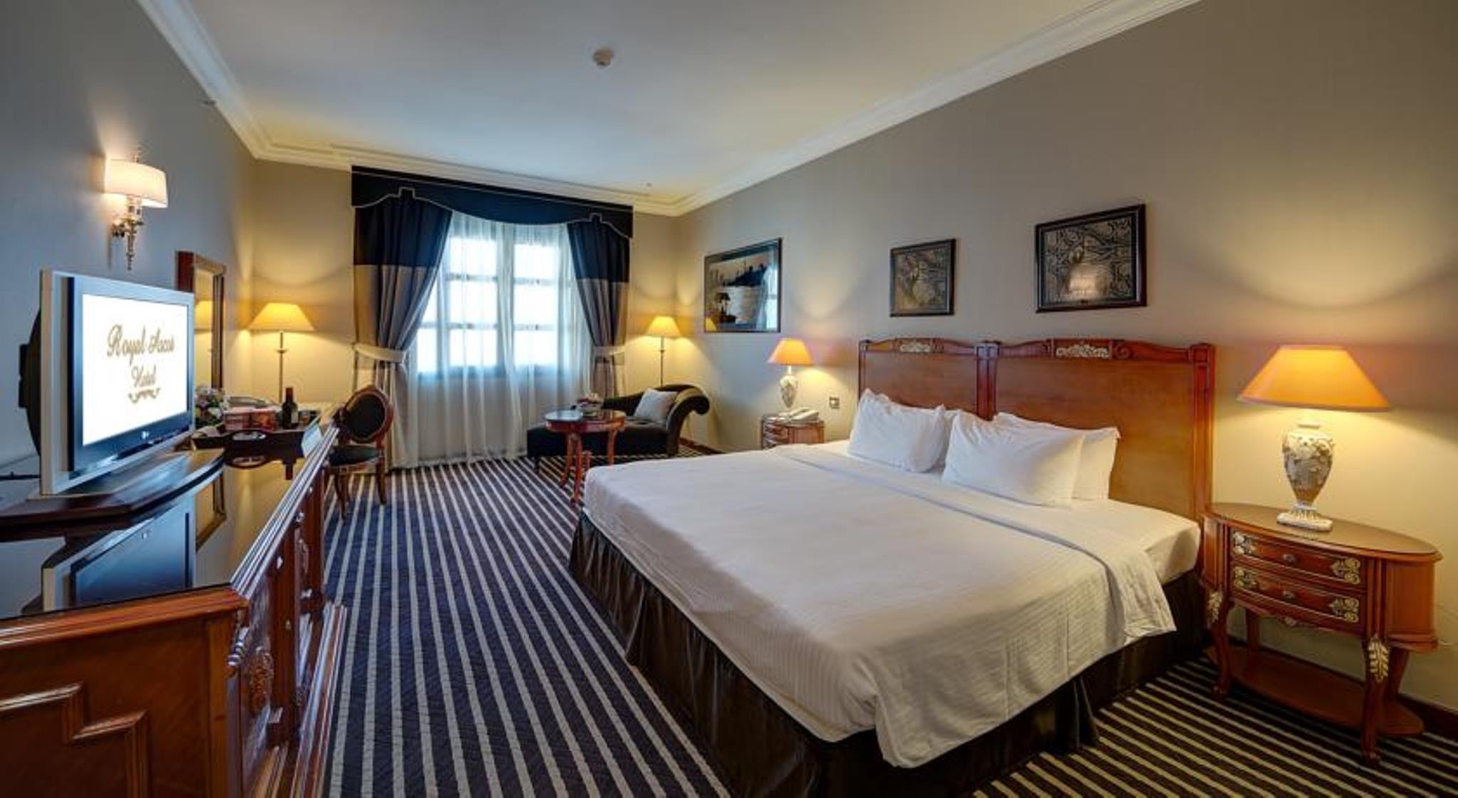 Royal Ascot Hotel Dubai Exterior foto