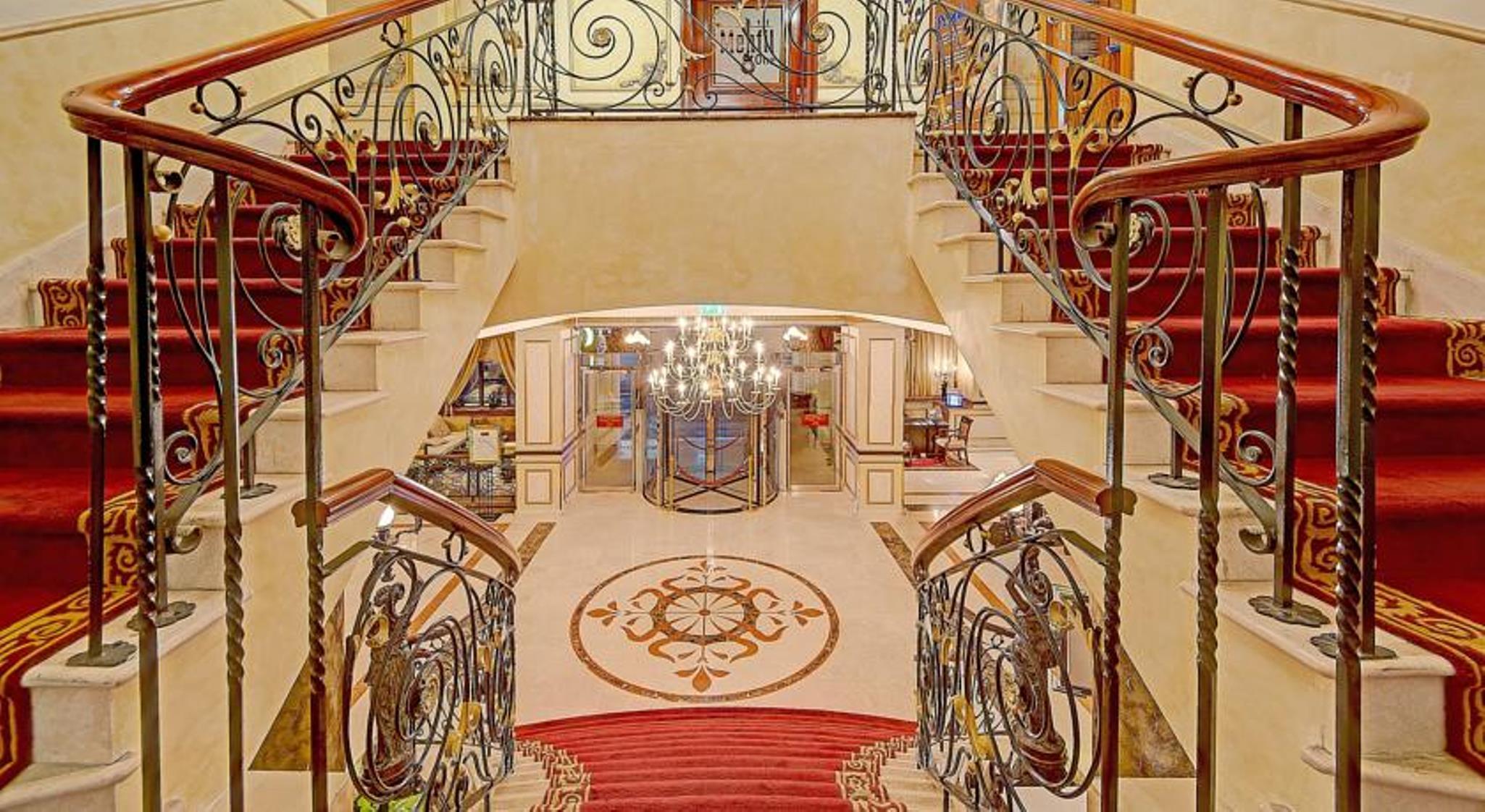 Royal Ascot Hotel Dubai Exterior foto
